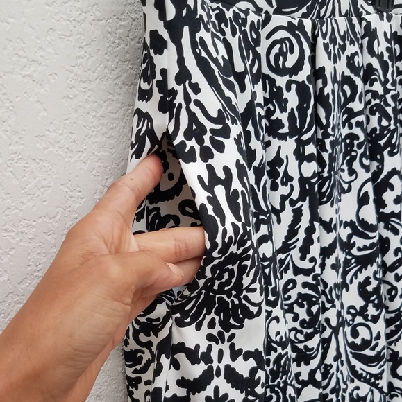 Adrienne Vittadini Black & White Circle Skirt - Picture 2 of 3